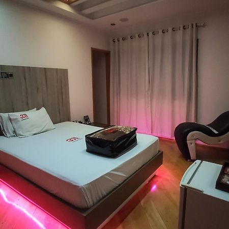 Bruhmom Motel Валиньос Екстериор снимка