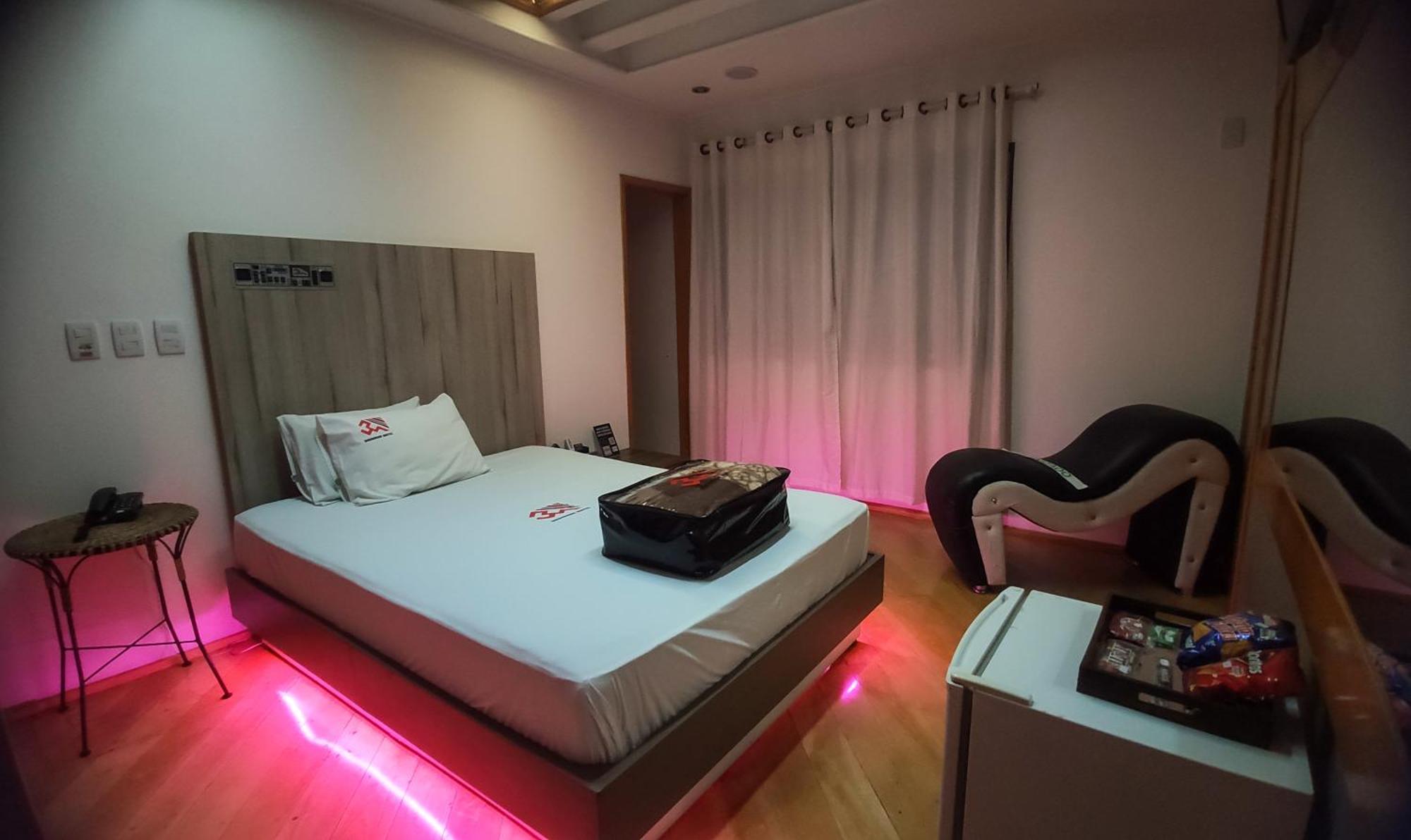 Bruhmom Motel Валиньос Екстериор снимка